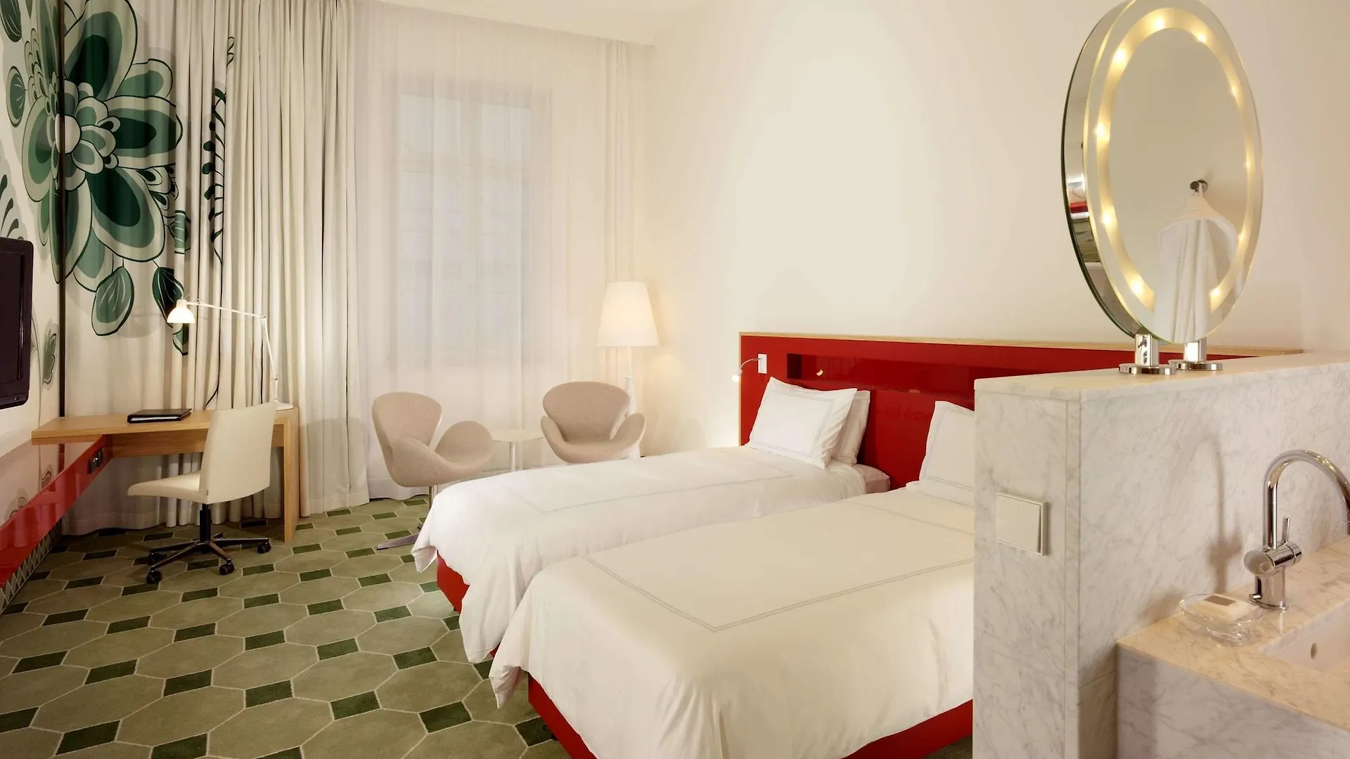 Hyperion Hotel Dresden Am Schloss 5*,
